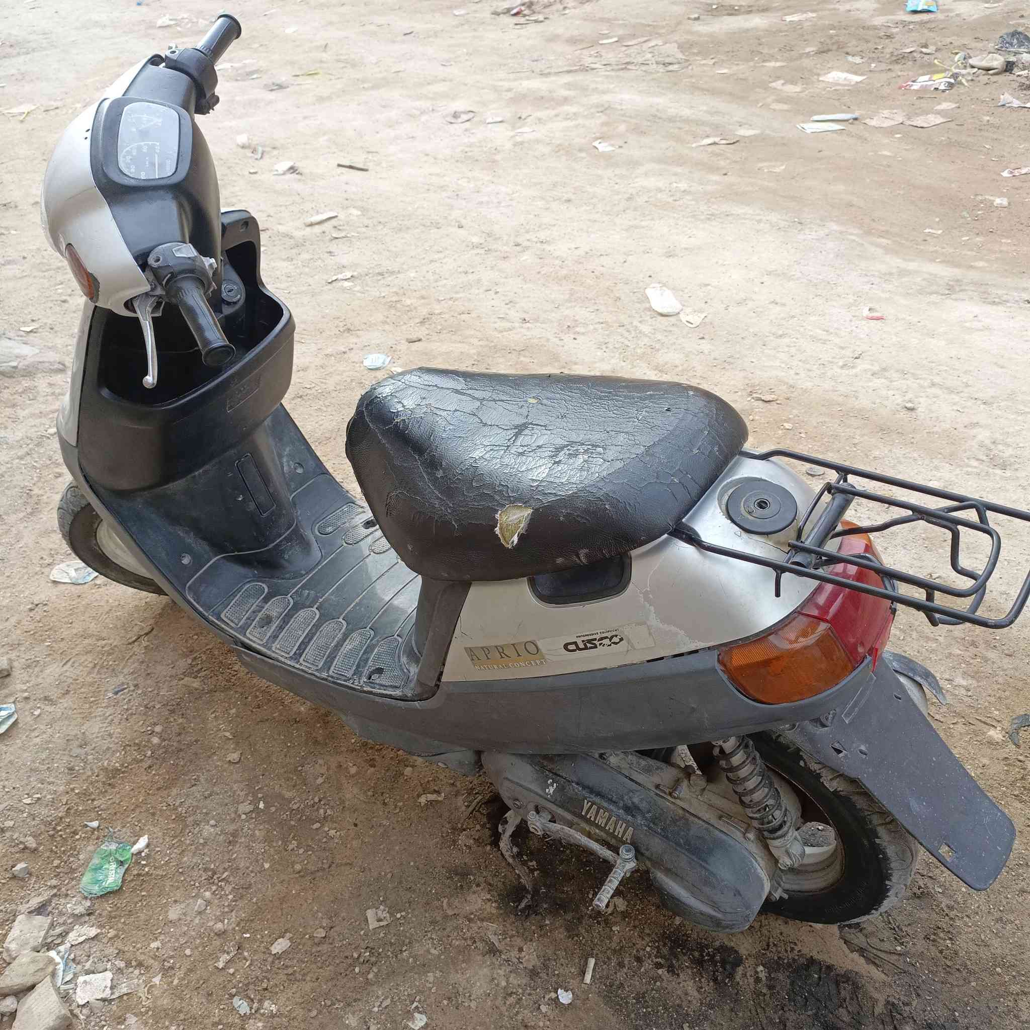 سلام عليكم اخوان للبيع دراجه بطه نظيفه وجاهزة نقص باتري فقط السعر ٤٢٥ العنوان كربلاء الحر الصغير الاتصال على الرقم ***********
