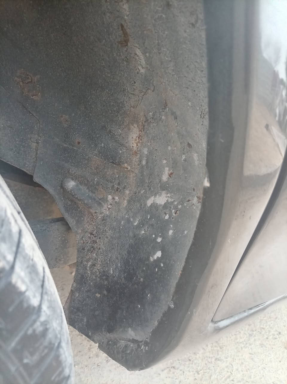 السلام عليكم سوناتا تو 94 كير اتو حساس واحد مكينه 2000 شرط مكفولات صدور جدد تخم تاير تدفئه وتبريد شغالات شرط بلاديه 
دكه جاكوج مابيها ولا معجون 
دوسات بلادي بدون شغل 
كهربائيات كامله كلوب ماطفي بيها 
رقم بغداد شرط التحويل 
غرفه جديده السعر 47 وبيها مجال مكان ديالئ الخالص 
***********
