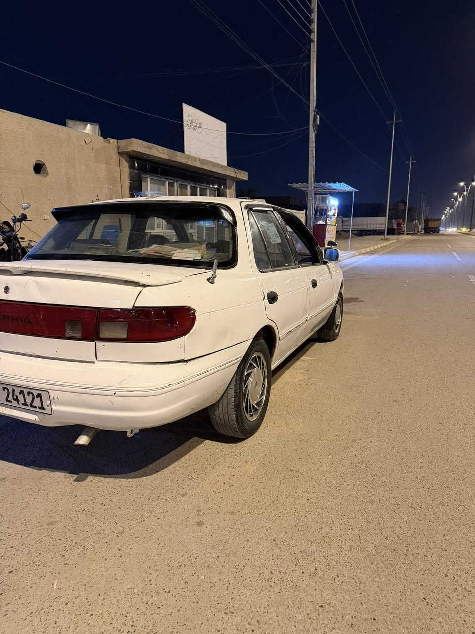 كيا سيفيا 1994.
رقم بغداد دولي جديد سنويه جديده. محرك مفتوح 
گير عادي. كير ومحرك خير من الله.
مصبوغه حزام قماره بلاديه.
 مكان السياره(الفلوجه).

السعر((28)) وبيها مجال

***********
0751 004 0117
