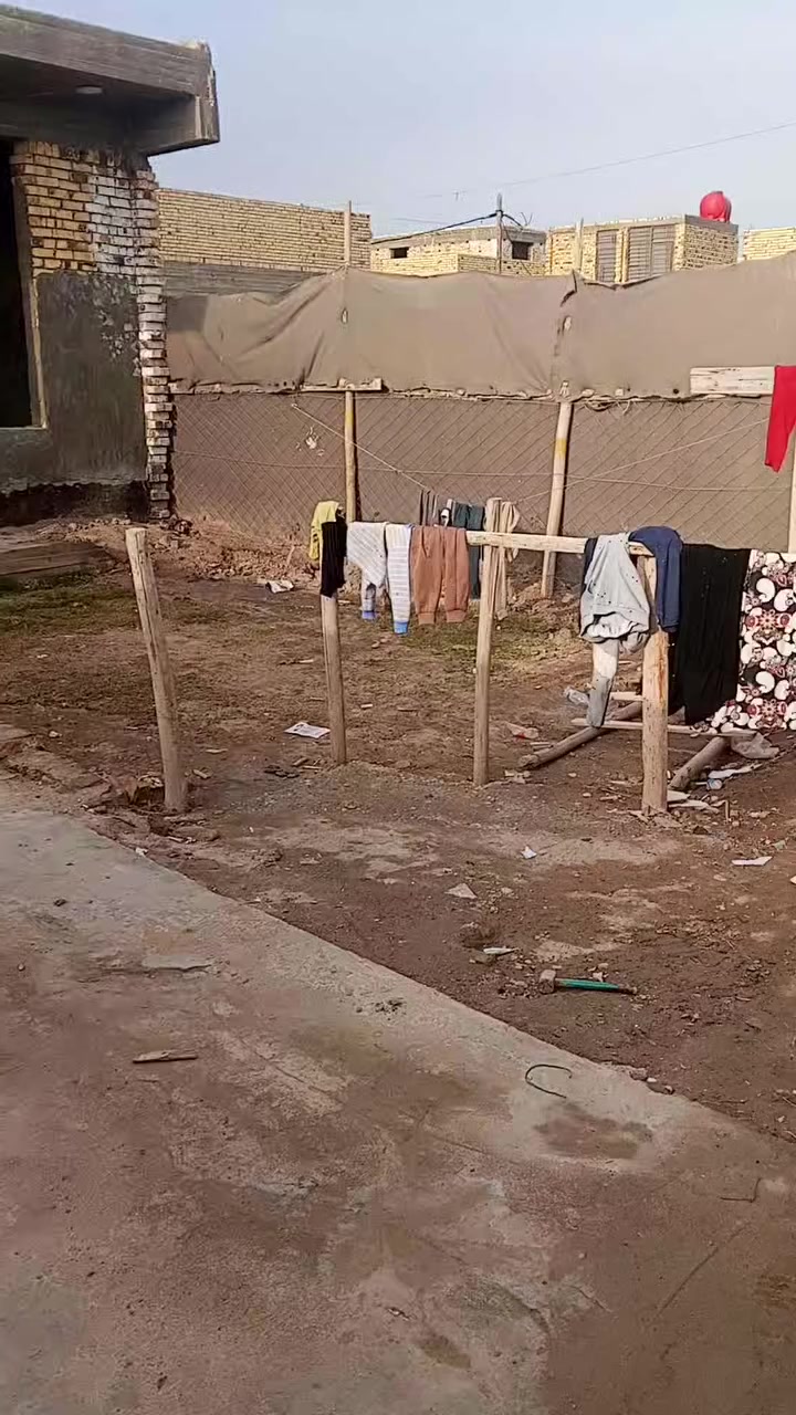 سلام عليكم مساحة ٣٠٠موقع نادر ثاني خلف معمل الغاز تواصل على رقمه ***********
