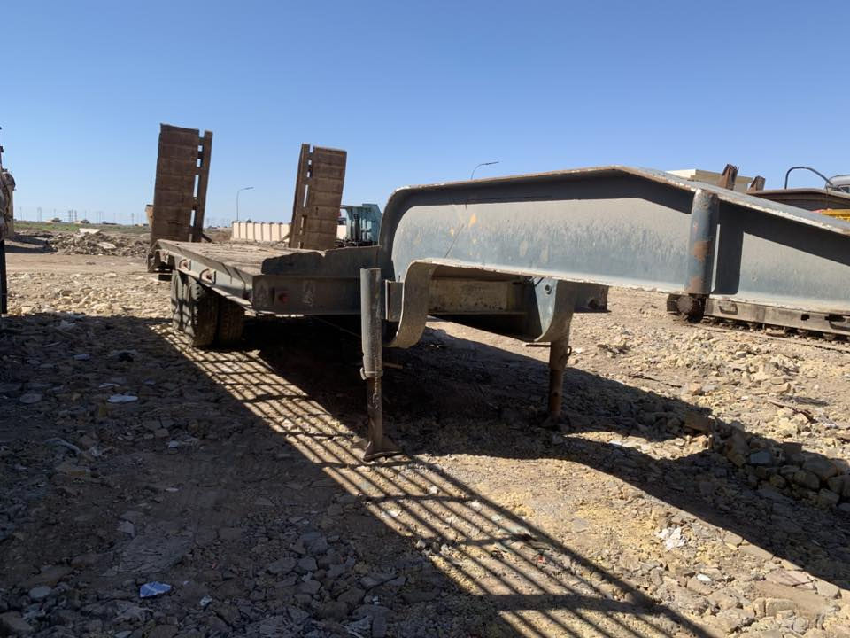 السلام عليكم عربانه لودر الالماني للبيع نظيف العرض ٣,٢٠ والطول ٧ امتار رمباته جدد وشاصيه مكفول لودر نظيف مكاني العمارة للاتصال 
***********
