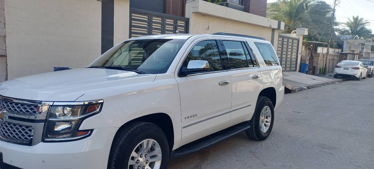 شيفروليه تاهو خليجي موديل 2019
ماشيه 106 الف كيلو بأسمي السيارة تحويل 

بدون تأخير 

المواصفات LS الكشنات  مخمل و الكشنات الأمامية كهربائية الحركة قاصة وسطية اطارات 18 آنچ جديدة السيارة فول سستم ايرباك السيارة سويج مو بصمة بيها قاصة و المحرك و الگير جدا نظيفات بيه طخه بسيطه بالجاملغ راجعه عليها باب البيت سنوية جديدة رقم بغداد انگليزي السعر 36000 $ وبي مجال 

موبايل ***********
