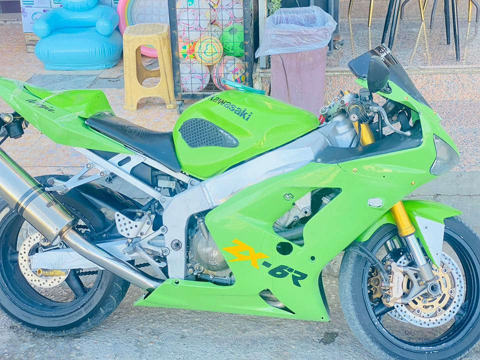 سلام عليكم شباب كاوسكي 636 دراجة للبيع بيه نقصه ادامه فقط دراجه مفتوح بس كور رايده بثنين وبيه مجال للطيبين 
مكاني بغداد الدورة ***********
