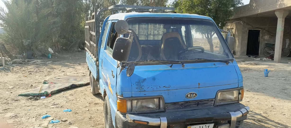 سلام عليكم كيه بنكو البيع موديل 93رقم بغداد سياره حلوه مكاني بقداد شعله سعر 40وبيه مجال.           ***********.        وبي واتساب
