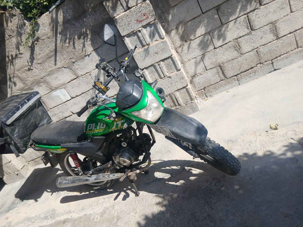 ديوان موديل 2021رقم بغداد 
سنويه جديده تحويل ثاني يوم 
محرك وكهربايات كله جديد
محرك اوتماتيك السعر خاص 
***********
***********
