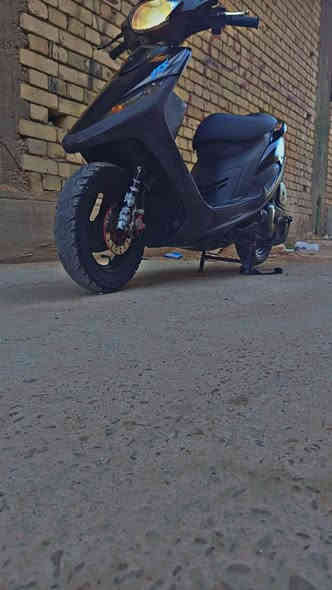 سلام عليكم دراجه ماكس عدله مكفوله من كلشي دراجه نضيفه حسب مامعروض بالصور السعر 700 وبيه مجال الاستفسار *********** متواصل واتساب
