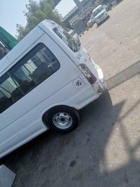 كيا جنبي H1 موديل 14 كفاله عده الضربه الموضحه بالصوره لا صبغ ولا معجون...