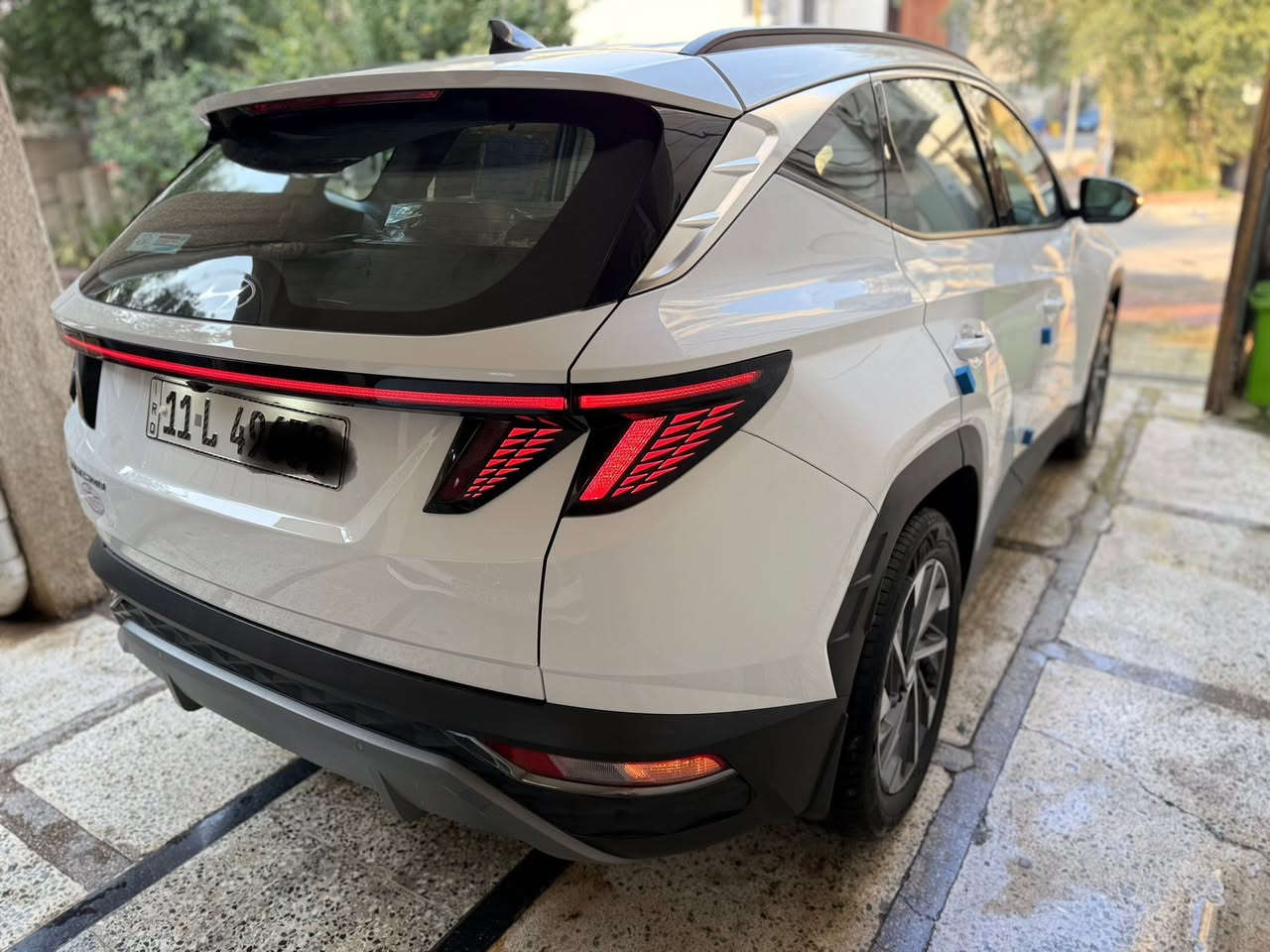 توسان 2024 خليجي
مكفولة كفالة عامة بوضع الوكاله 
فول مواصفات عدا البانوارما 
ماشيه 23 الف 
بصمه تشغيل 
بصمه ابواب وصندوق 
ترحيب
كراسي كهرباء 
لد امامي نهاري وخلفي 
حساس امامي وخلفي 
فول تحكم استرين 
قطعتين تبريد 
اشاير بالمري شفط كهرباء 
شاشه وكامرة خلفية 
انظمة قيادة 
مكينة 2000 دوش
رقم بغداد بإسمي تحويل مباشر 
سيارة جديده بمعنى الكلام سعرها معقول بلعافيه ع الياخذها 

مكان السيارة بغداد المنصور قرب تمثال ابو جعفر 
رقم *********** / *********** 

السعر :: 224 بيها مجال للطيبين ان شاء الله
