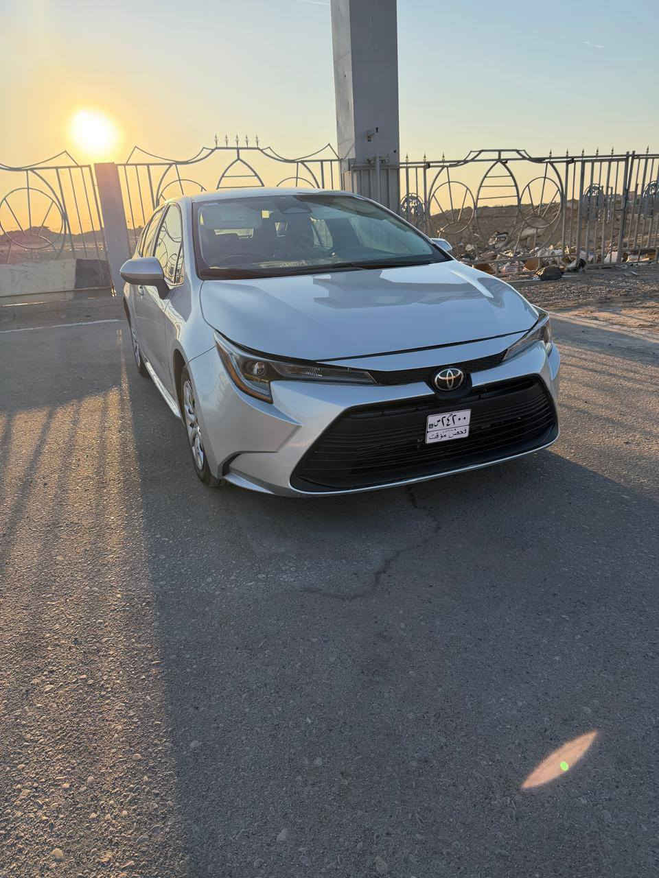 سلام عليكم سياره كورله موديل 2025 فحص موقت بأسمنه المنفيس صار اسبوعين من دخلت العراق السياره مكينه 200 دوش بيه جاملغ وبنيد مبدل وباب صفحة لايسره بيه صبغ بأمريكا السعر 152 الرقم ***********
