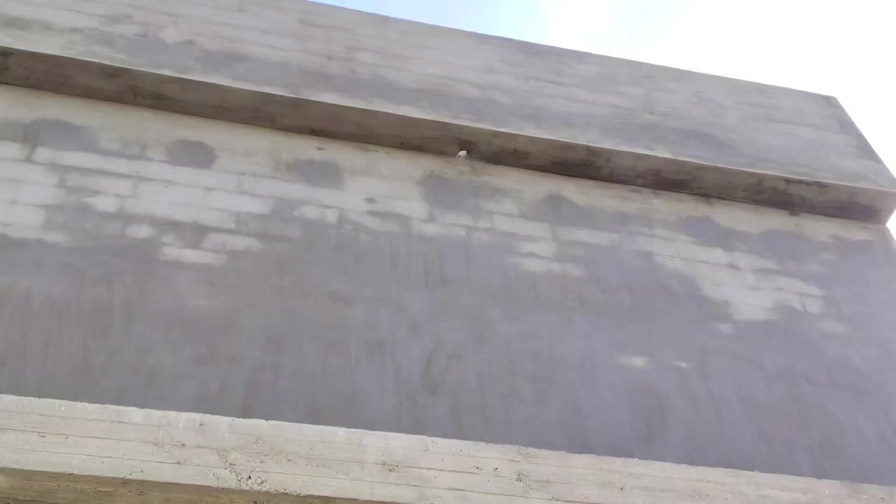 خلفه لبخ متفرغ حالين عل متر وقطعي وعل يوميه اشتغل اذا عل يوميه يوم بيومه *********** بي واتساب
