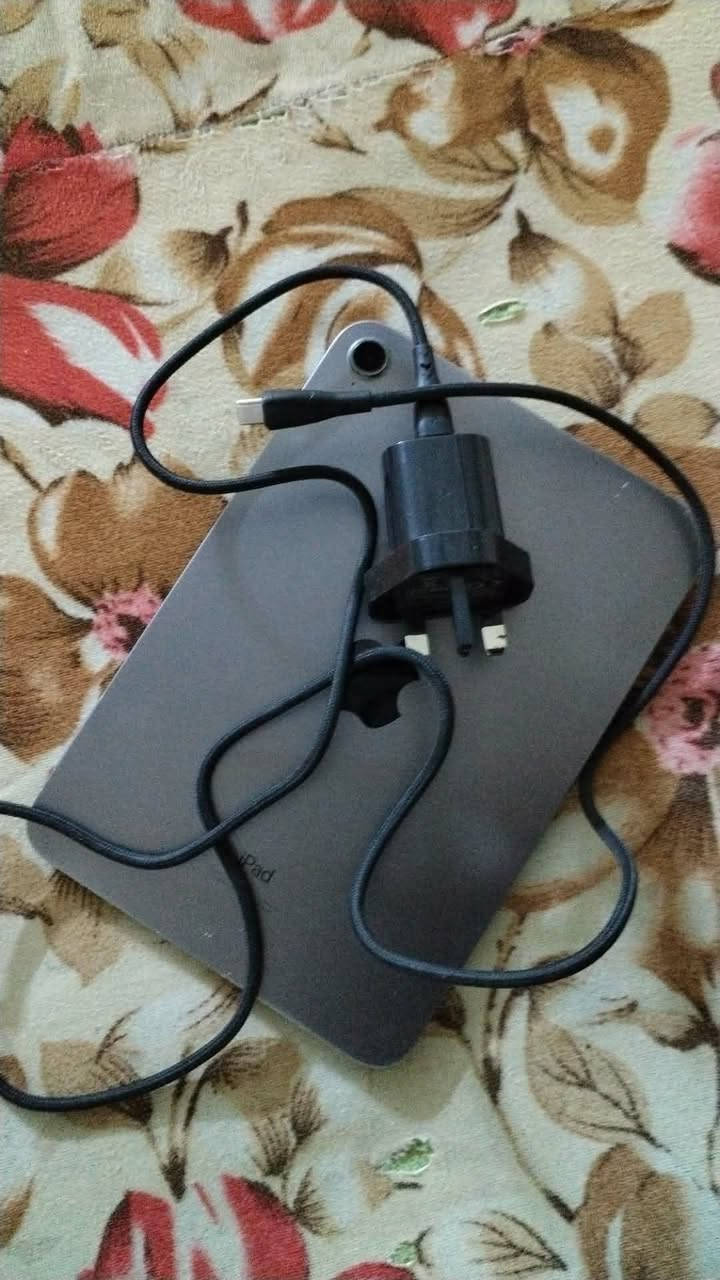 السلام عليكم ايباد مني 6 ذاكره 64 بطاريه 86 جهاز نضيف مداخل صيانه ع الفحص سعره 350 وبي مجال بسيط مكاني عامريه الصمود يوجد توصيل للفلوجه فقط
*********** 
السلام عليكم ايباد مني 6 ذاكره 64 بطاريه 86 جهاز نضيف مداخل صيانه ع الفحص سعره 350 وبي مجال بسيط مكاني عامريه الصمود يوجد توصيل للفلوجه فقط
