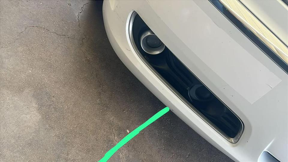 سلام عليكم سياره أدوات لا كصه ولا ضربه سياره كفاله رقمها شاغر بغداد سياره خمسه وسبعمية فول اعله فئه بل اوبامه فول سياره مديل 14 وبعد احله من الصور وسعرها هواي مناسب سياره كفاله لا كصه ولا حادث ***********وتساب وشريحه
