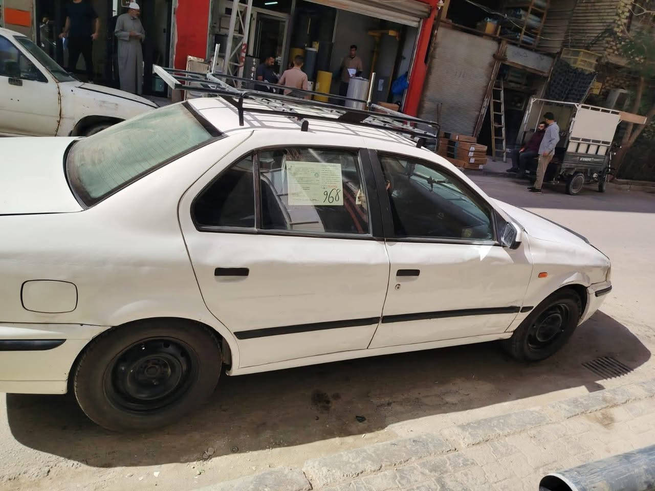 سلام عليكم سمند مديل 9
رقم نكليزي   سنويه لل 27 
مكينه ووكير حلوات تبريد ميشتغل وماعرف شبي 
بيها طخات يرادلها تعديل واكو باب يرادلها تبديل 
تخم تاير جديد شاهد الله 
كشنات مال ملكه كهربائي وكله شغال 
تخم سماعات  ملكه 
السعرر .. 27 ولبيها مجال 
***********
