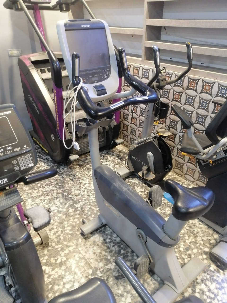 متوفر للبيع في قاعتنا
جهاز ماتركس امريكي مستعمل
بايسكل بريكور حديث شاشه لمس للاستفسار قاعه كولدن جيم خانقين توله فروش ***********
وتساب
