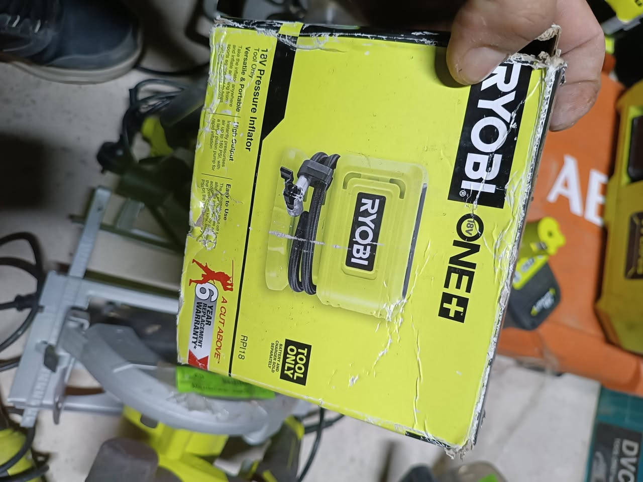 للبيع
***********
