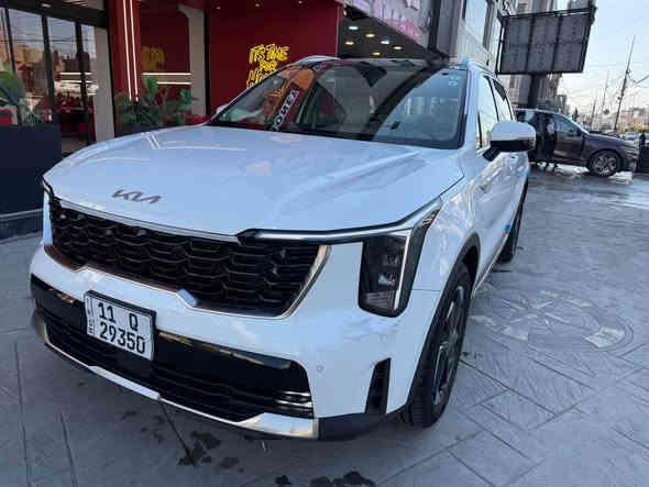 السلام عليكم سورنتو 2024 ضمان الدوليه   
ويل19 مرقم بغداد بسمي ماشيه 5 الاف
مكفوله من الضربه ول صبغ ول بارد 
بيها رصعه واضحه بل صور فقط
4 سلندر 7 راكب 3 قطع تبريد بنوراما
شاشه متصل عداد اكتروني 
كشن كهرباء جنطه كهرباء  
تحكم ستيرن مثبت سرعه 
شاحن وايرلس لد نهاري 
 بصمه عدد 2 السياره وضع الزيرو بعدها بل نايلون 
 تشغيل عن بعد 
مكان السياره بغداد الكرخ 
*********** بغداد
