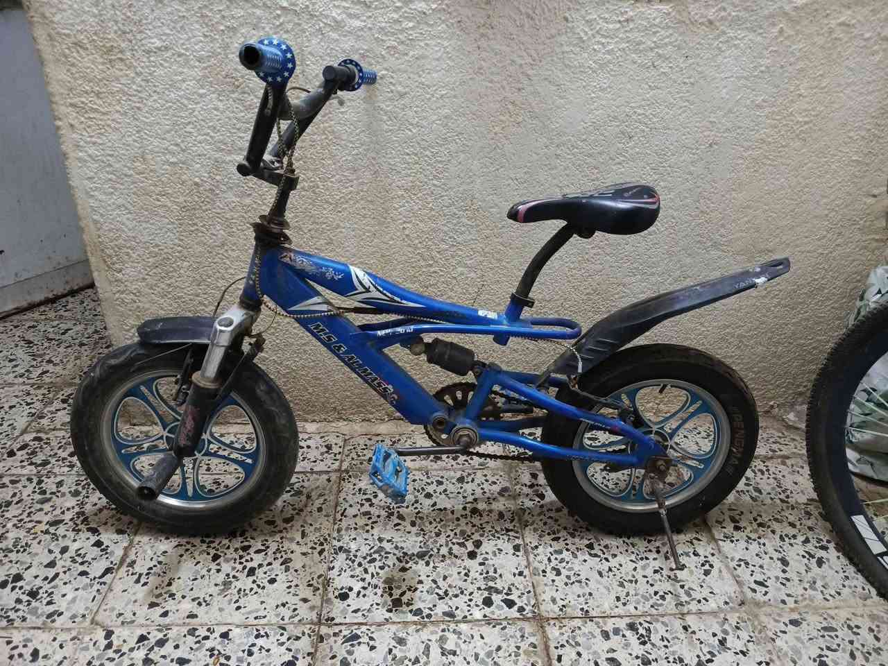 بايسكلات للبيع الاول حجم 26والثانيBMX حجم 16اثنينهم اب125الف


**إذا كنت صاحب هذا الإعلان وتريد حذفه لأي سبب، رجاءا أرسل رسالة إلى الدعم الفني**