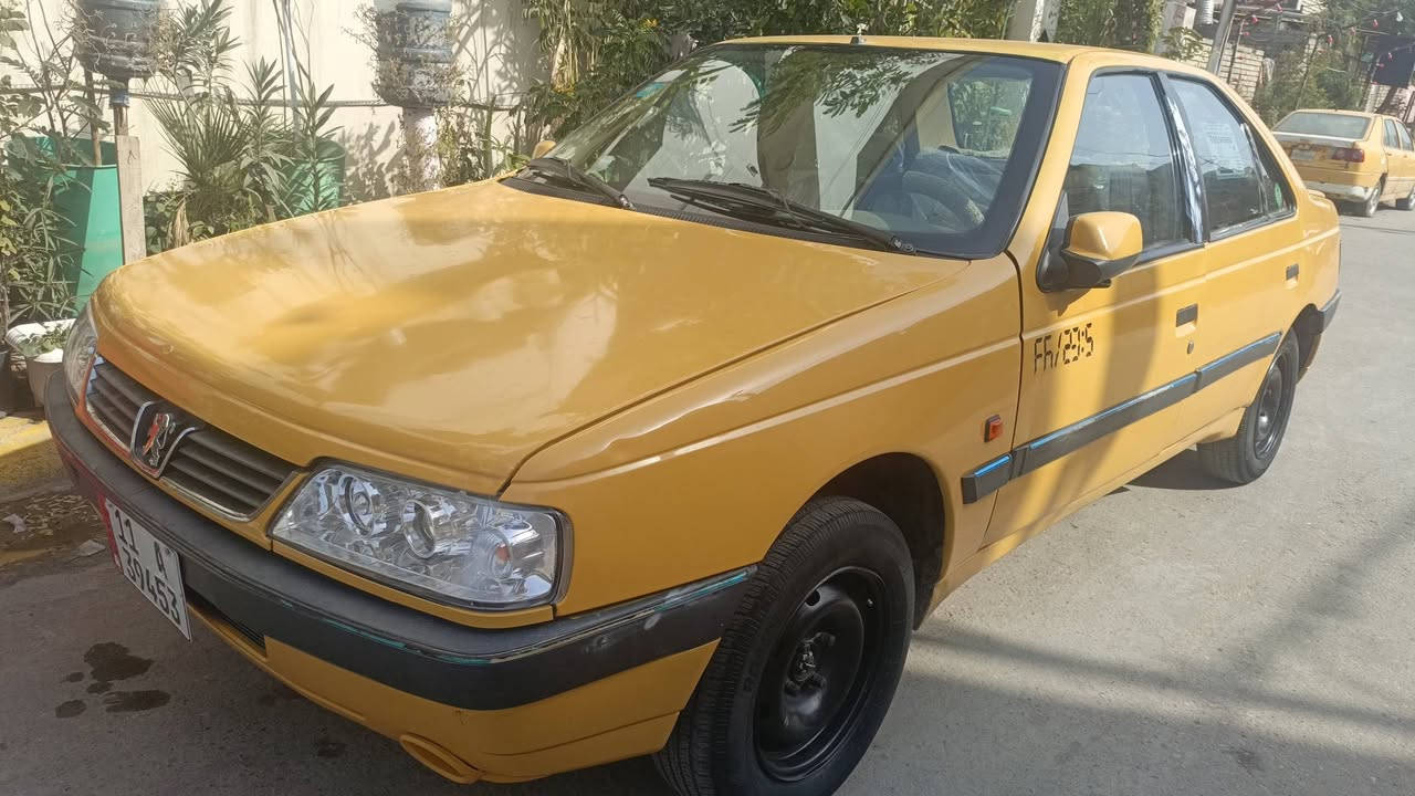 السلام عليكم ورحمه الله وبركاته
سياره بيجو لميس موديل 14 مكينه جديده حداد صدر 
جديد كشر نضيف مصفره هيئه وغرامات 
السعر 38وبيها مجال بصيط العنوان بغداد مدينه 
رقم ***********
