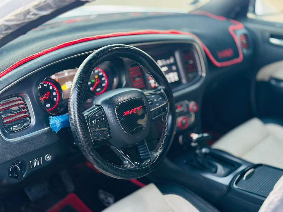 السلام عليكم
دوج جارجر SXT 
مديل 2018
سياره جاهزه 
وصور حادث بلمنشو
لسياره ستخدام شخصي
سعر207$بيهه مجال قليل 
لاستفسار ع رقم ***********
مامتواجد ع فيس 
مكان لسياره  بابل القاسم ع
