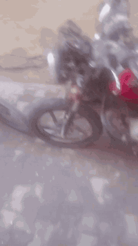 سلام عليكم ورحمة الله وبركاته بوكسر كلاسيك للبيع الدراجة مكلوب بيها بس شغاله مابيها شي واوراق كامله بس يحتاجلها تعمير السعر 900 وبيها مجال حك الجيه مكاني بغداد الشعب رقمي *********** ورحمة الله والديكم
