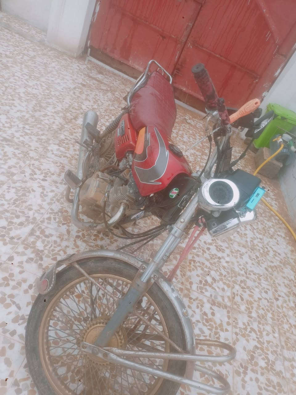 ماطور للبيع السعر 250 العنوان العبور    ***********
