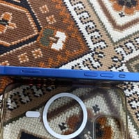 آيفون ١٣عادي كامل ملحقاته كارتونه موجوده ذاكره ١٢٨ دبل سيم كرت بس مبدل...