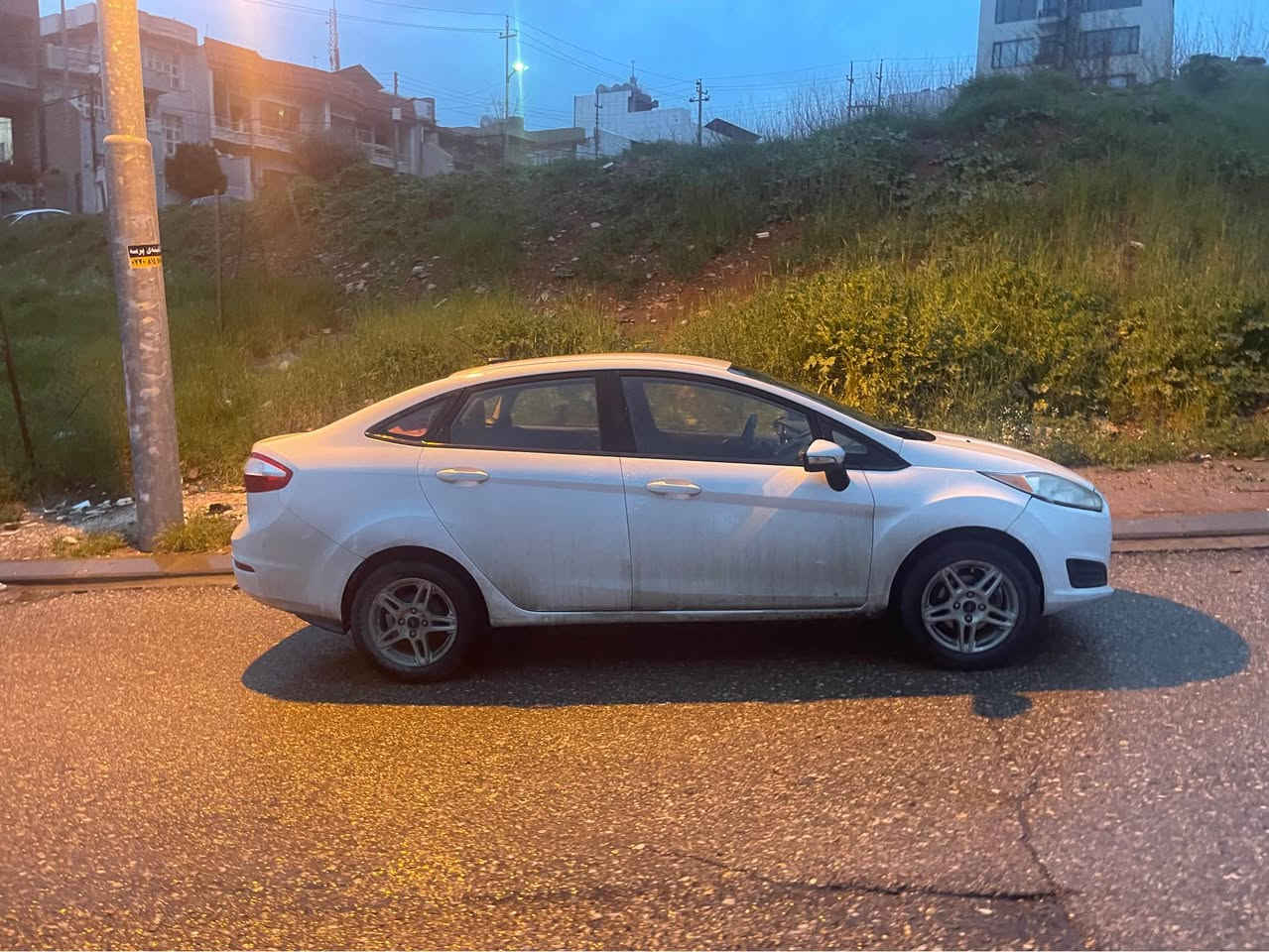 فۆرد ڤێستا ٢٠١٩
مەکینە ١٦
‎مواصەفات SE
‎کوشن هیتەر و تەبرید لەمس و شاشە و کامێرا کۆنتڕۆڵ جام و ئاوێنە کارەبا ویل کەپ تەحدید سورعە و سوکان ڤۆلیۆم سەنەوی تازەیە تا مانگی ٧ ی ٢٠٢٦

بەناوی خۆمەوەیە

هەموو گیانی بەشەرت هیچ مەسرەف و نوقسانییەکی نییە
‎بێ بۆیاخە
‎پەڵەیەک کارتی هەیە
‎دەرگای سایەق گۆڕاوە بە بیلاد
‎ئەیرباگی نەتەقیوە
‎سەیارەیکی پاک و بێ مەسرەفە

‎لە سلێمانییە ناو شار
سیعری / ٨٤ گەڵا و معامەلەیەکی کەم

*********** السليمانية, العراق
