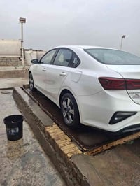 موديل ١٩ خليجي مكفول عام بسمي رقم جديد فول ماعده الفتحه تواصل رقمي ٠٧٨...