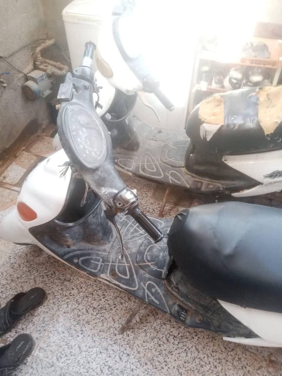 دراجتين اكزز للبيع مكان سوك الشيوخ رقم ***********
