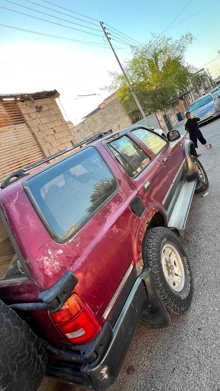 سلام عليكم اخوان فورنر 1992 سياره محرك vvti 3000 محرك كير خير من الله تبريد عوزه بس كمبريسر كامل بس كمبريسر بي ضعف والبدي شوفت العين راعي السنويه موجود سنويه منتهيه سعرها 45وبيها مجال مكانها بصره لباقي التفاصيل اتصل عل رقم ***********
