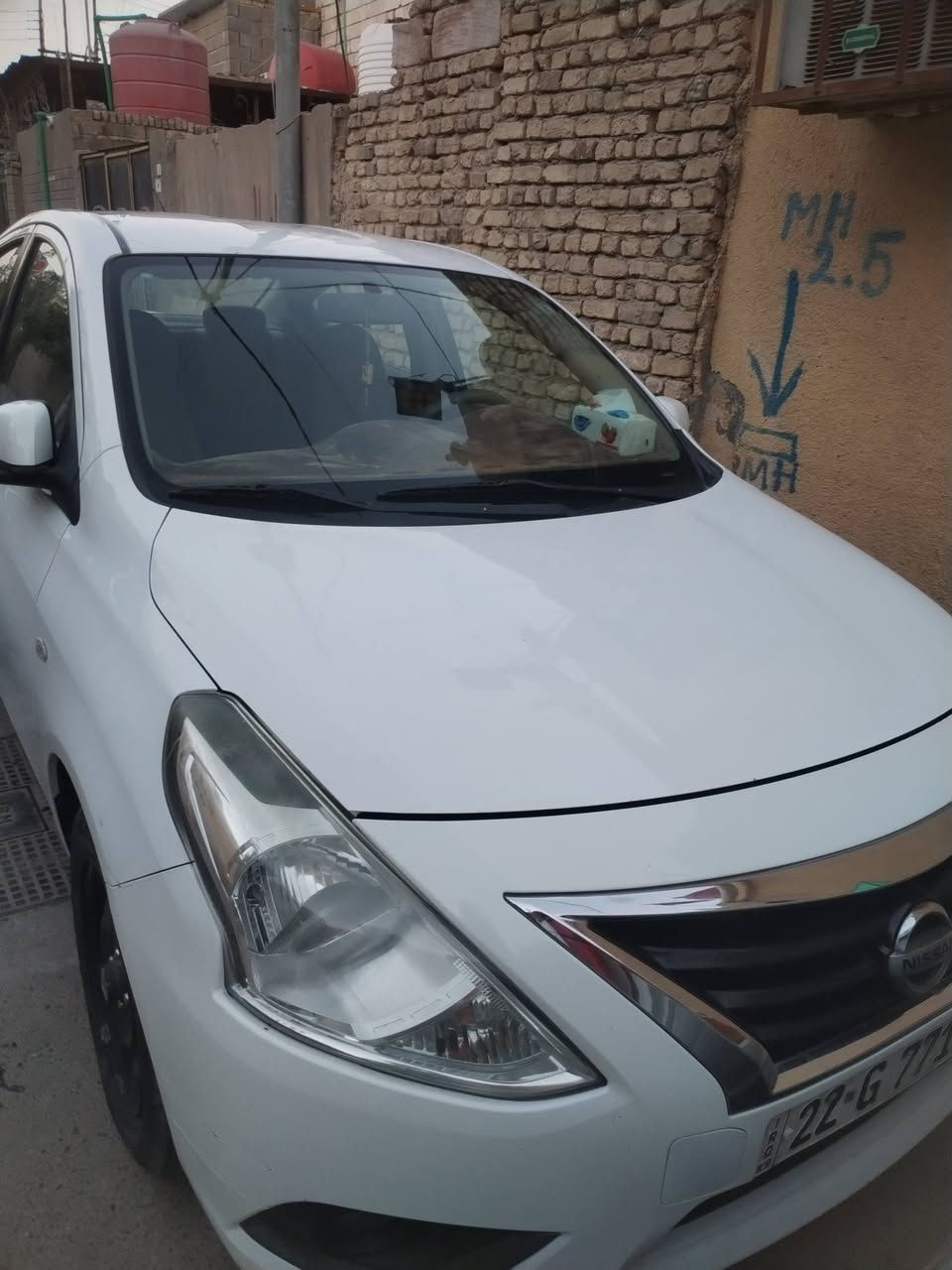 السلام عليكم
نيسان صني موديل 23 هندي ماشيه 99 مكفوله كير محرك بيه طخه بلصندك بيه تلحيضات بسيطه السعر 115 بيه مجال رقم ***********
