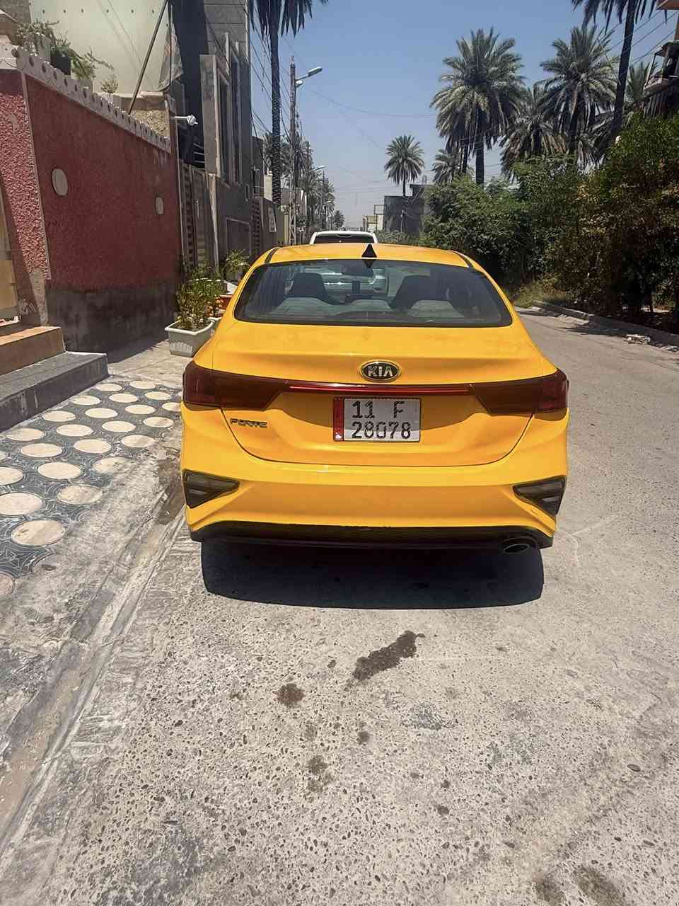 كيا فورتي  امريكيه 2020 بغداد رقم جديد ابسمي   *********** محرك 2000
