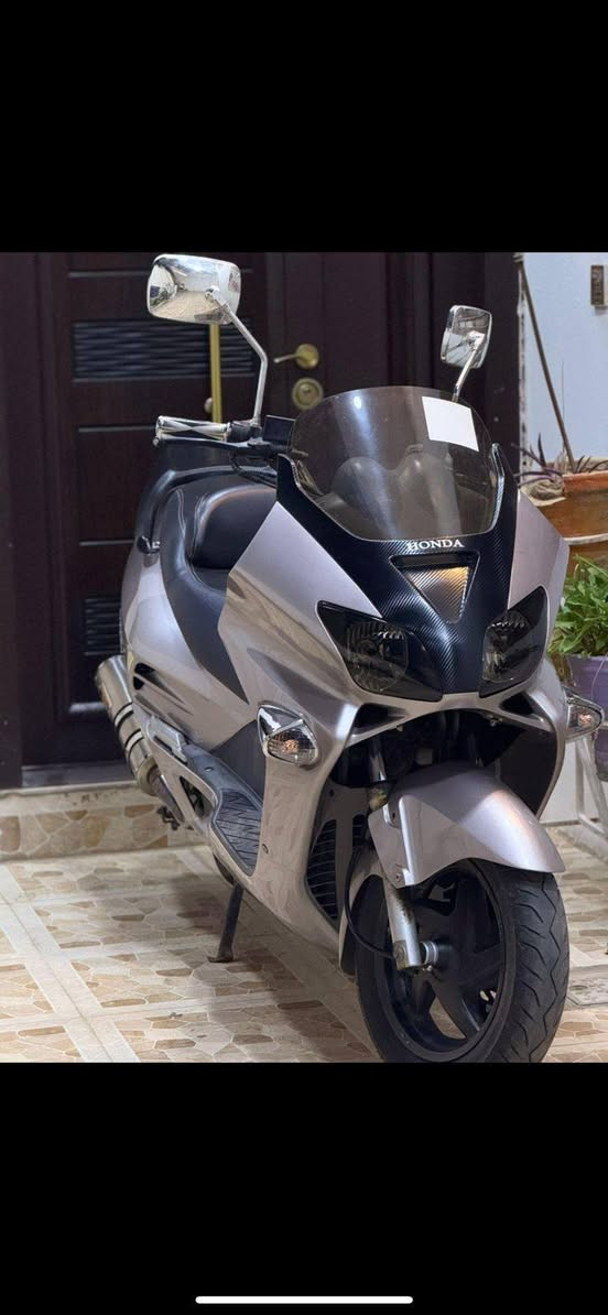 مشالله تبارك الرحمن //# 0. 6 رنبه ماشيه 10 الف نضافه فولل
من محلات كلشي وكلاشي معروف 
برقي مامفتوح شركه 
مكاني كركوك ***********
