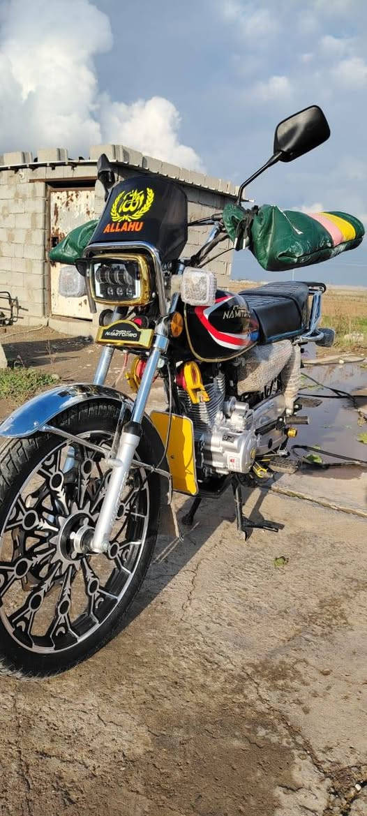 يا اللّـہ بسم لله الرحمن الرحيم دراجه ...🔴للبــيــع مستعجل . رقمي ***********
2025 لوك بلباكيت طالع اسبوعين ماشي 9 مكاني خانقين قولاي اوراق كامل كهربائيات شرط هيه بعد صفر 🔴🔴السعر 825 وبي مجال قليل اللون المميز محرك 150cc تشبه الـ 200 الاصدار الجديد
