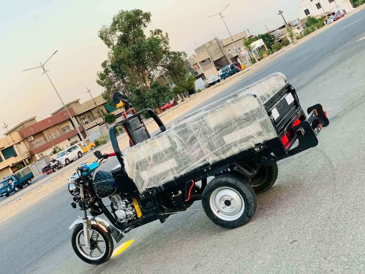 سلام عليكم 
ستوته للبيع موديل 2025
فحل عالي شاخوان قلاب 
كلها شرط صفر هاذا رقمي ***********
