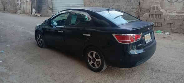 كيا فورتي موديل ٢٠١٠ محرك ٢٠٠٠
رقم دهوك سعر ٧٨ . مكان السيارة الرمادي 
***********
