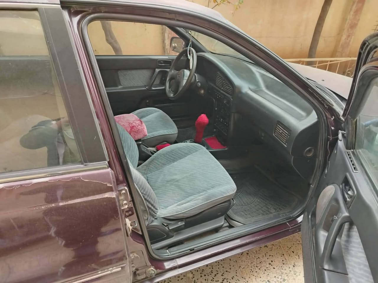 سلام عليكم هونداي الانتره موديل 93 مكينه وكير شرط كير توماتيك تبريت شغال كهربايات كلها شغله شرط التحويل السياره كامله عوزها بس صبغ جماليه تايرتها جدد السعر ع خاص او ع رقم ***********
