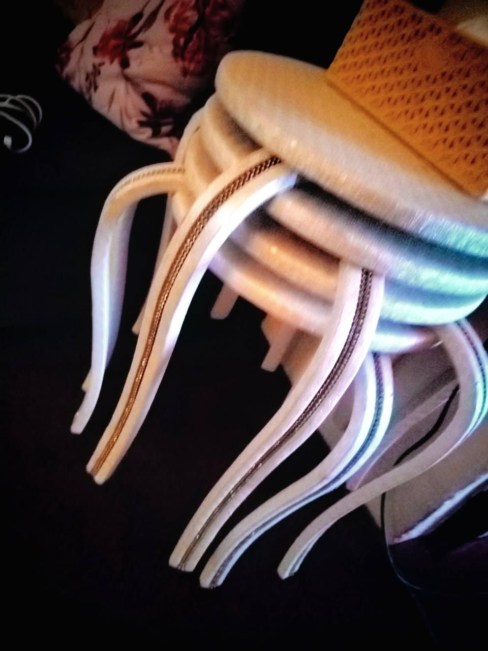 أغراض للبيع بسعر مناسب للاستفسار الاتصال على (***********) او يراسل عل خاص
