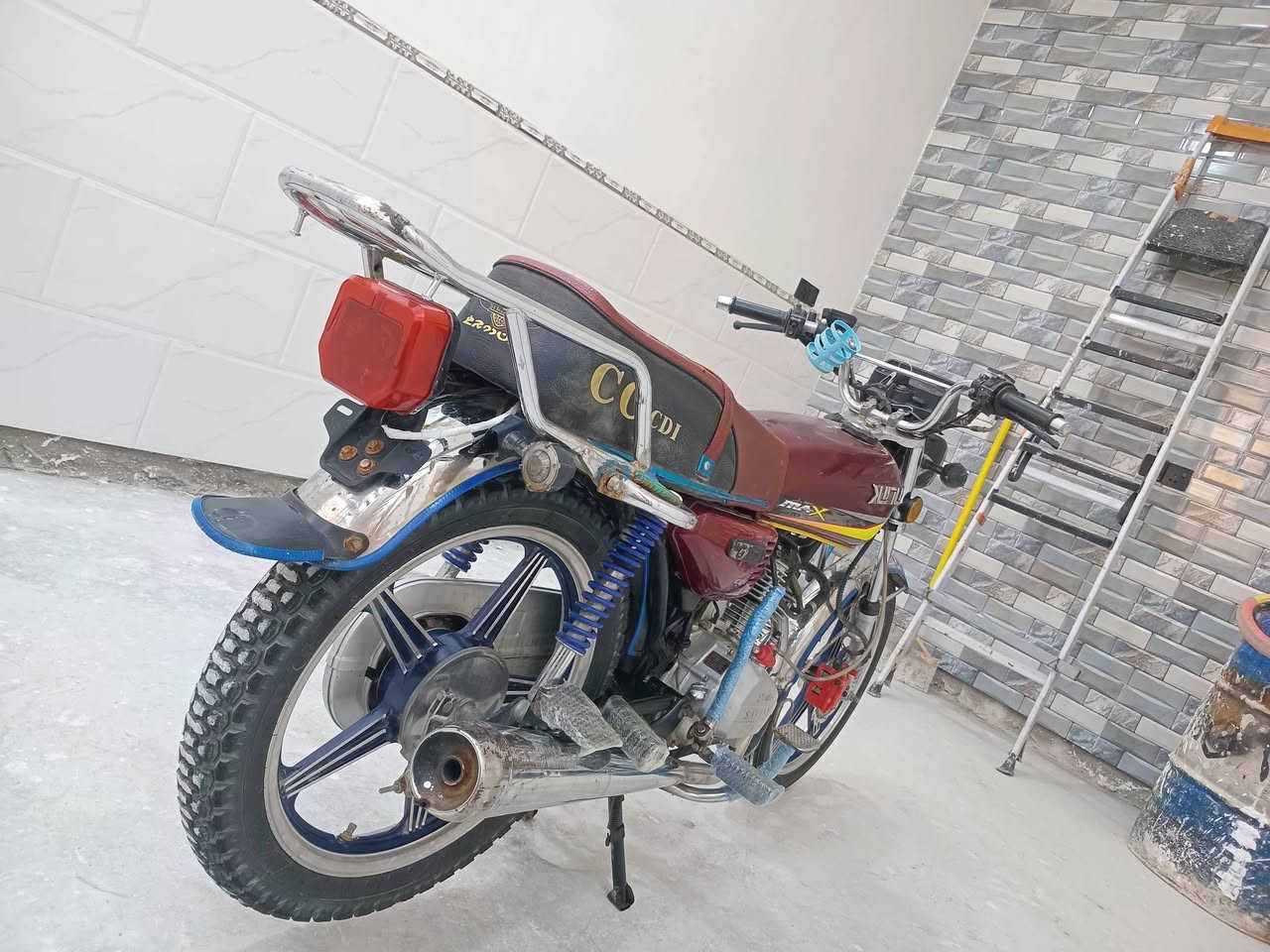 سيفان سونيك اصلي موديل ٢٠٢٣اوراق اصولي دراجه فول نضافه بعدة على وضع شركه مامفتوح برغي بية كفاله عامه تخم تاير جوبلس كله شغاله السعر ٥٥٠قفل مكاني بغداد مدينه الصدر ***********متواجد خاص
