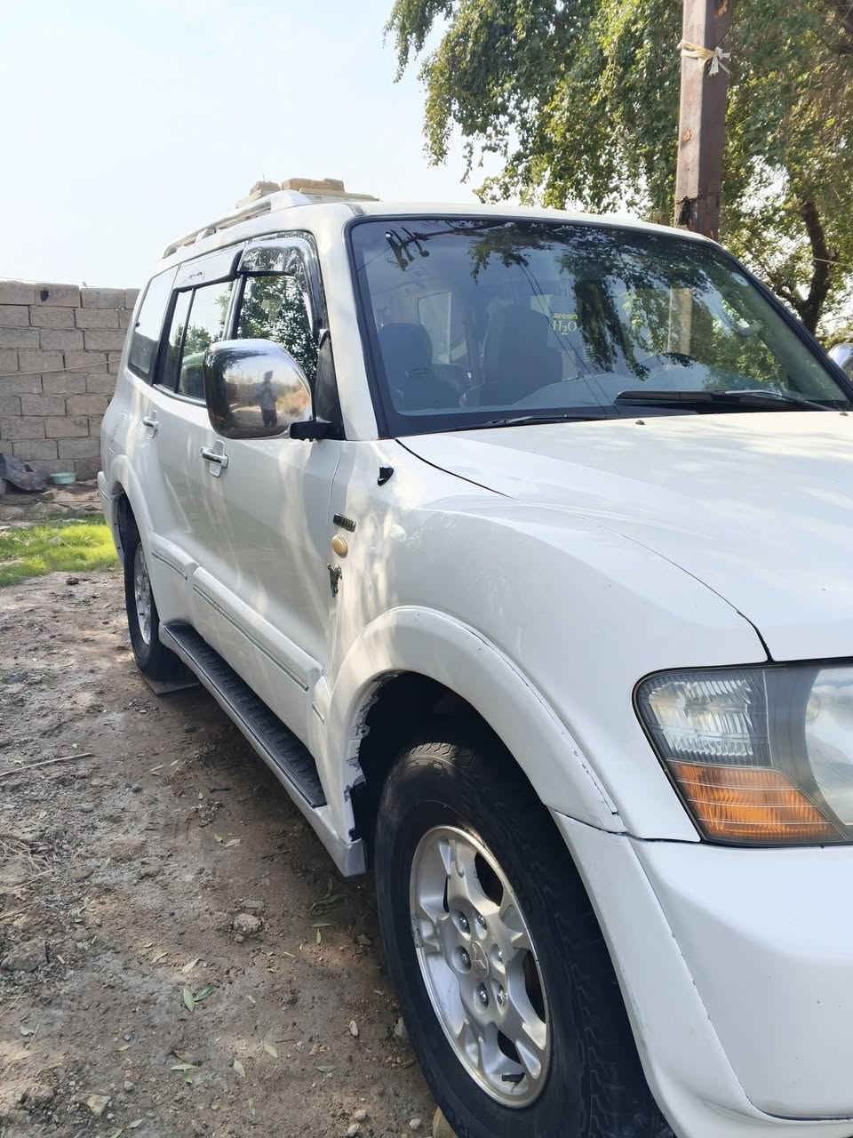 سلام عليكم باجيرو 2007 للبيع 
مكينه 3000 رقم اربيل بسمي 
دواخل جديدة تبريد شغال 3 قطع 
بيهة جاملغ ايمن بدون دواخل وبنيد اثر جراد 
مكاني بغداد السعر 85 مجال بصيط رقمي ***********
