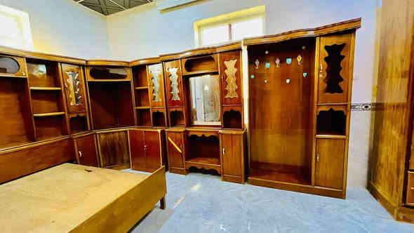 السلام عليكم من رخصت المسؤولين غرفه نوم هودج احطاطه داخل خارج النظافه فول السعر 800 وبيها مجال العنوان الرمانه البوعبيد التواصل خاص او اتصال على الرقم ***********
