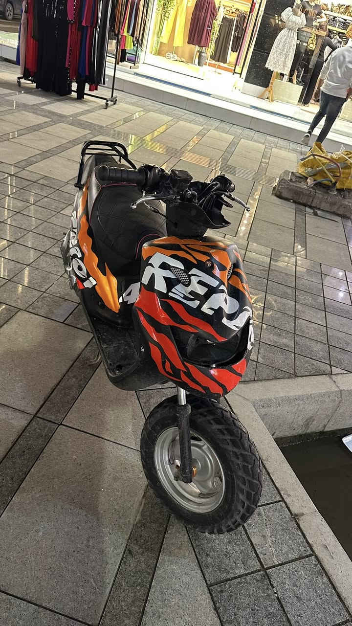 سلام عليكم
دراجه خبط سرعه 80 جبلي
جاهزه مابيه اي نقص 
للبيع او المراوس
سعر قفل 250 
مكاني زيونه
***********
