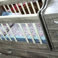 سرير طفل هزاز • تركي • دوشك