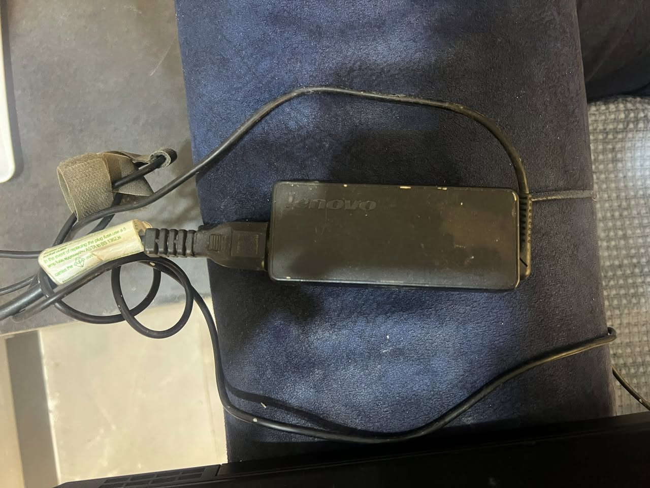 بيع حاسبه ويندوز ٧ نوعيه لينوفو السعر ١٠٠ الف وبي مجال شغاله كامل


**إذا كنت صاحب هذا الإعلان وتريد حذفه لأي سبب، رجاءا أرسل رسالة إلى الدعم الفني**