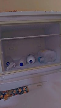 ثلاجه للبيع نظافه وتجميد فول السعر ١٨٠  العنوان بغداد حي الجهاد   حجم ...