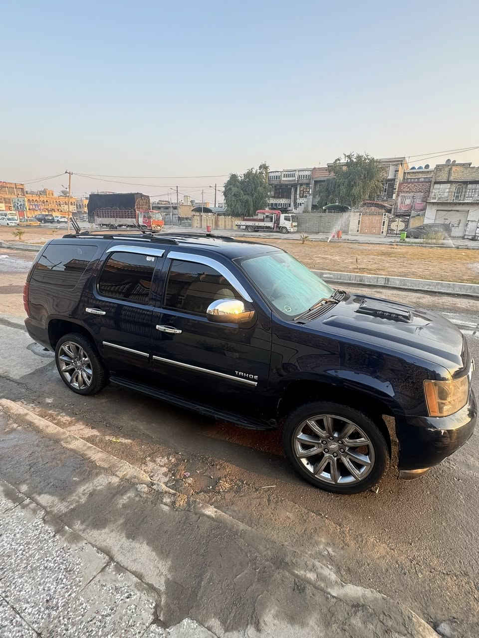 السلام عليكم تاهو 2013 امريكيه 
حادثها خفيف سياره نظيفه وجديده 
ماشيه 140 الف السياره باسمي 
للمراوس بتاهو حديث 
ما متواجد فيس اتصال او واتساب فقط 
العنوان بغداد مدينه الصدر 

‭0778 347 6340‬
