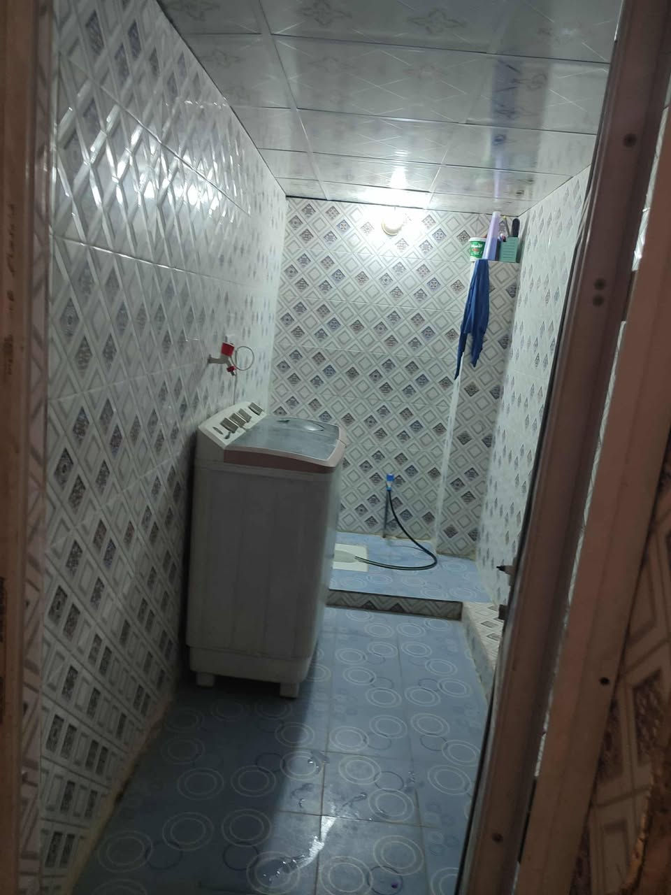 دار للبيع مساحه أقل 100
طابو زراعي سند 25تحويل مباشر على 
حله بكرلي شارع أبو توحه قرب موقف دانه 
سعر 55قابل للتفاوض يرهم قيد
***********
