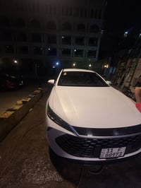 byd كن بلص ماشية 10 الاف   بغداد باسمي   بيها رصعتين خفيفة بلبنيد   مك...