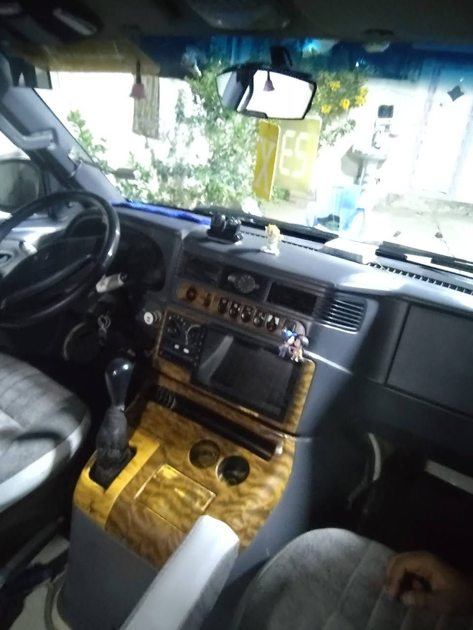 ستانه 13 مكفواله كفاله عامه من الضربه والصبغ مكينه وكير وحدايه وتخم تاير كله جديد سنويه جديده مصفره هيه ومرور خطه حله هنديه ***********
