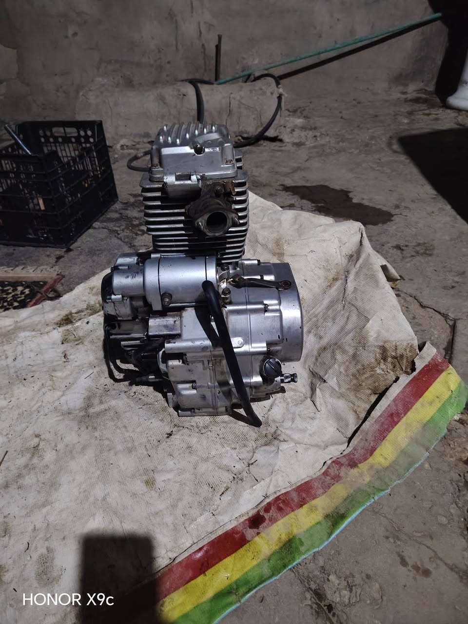 نضيف مستخدم قليل بي بس الولف سعر 80 وبيه مجال
مكان نج ف ناحيه العباسيه استفسار عل رقم 08907240978


**إذا كنت صاحب هذا الإعلان وتريد حذفه لأي سبب، رجاءا أرسل رسالة إلى الدعم الفني**